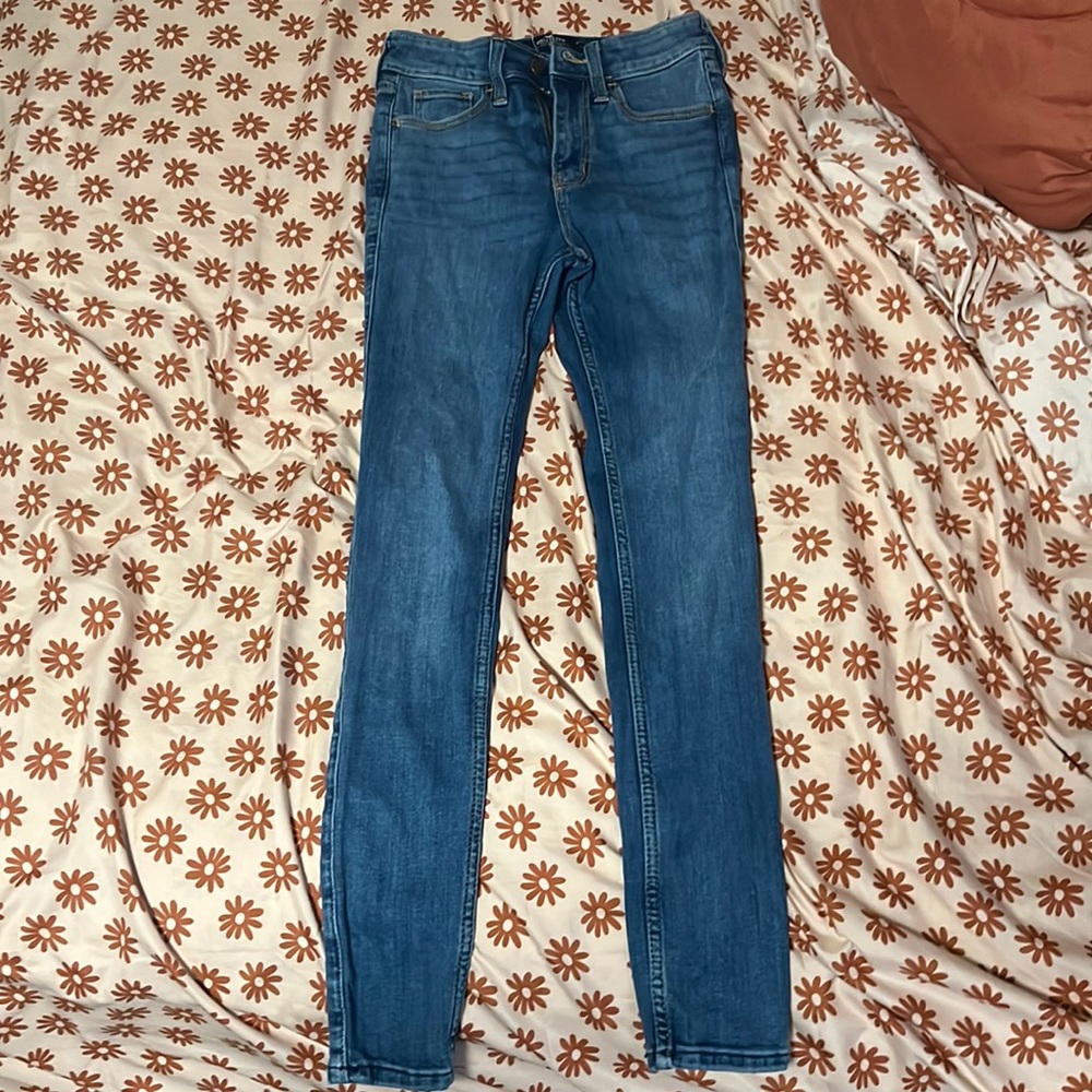 Hollister High-rise Supper Skinny